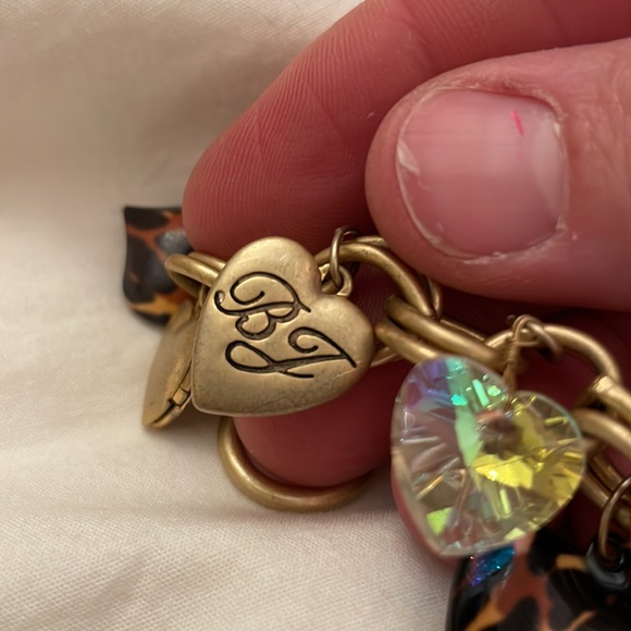 Vintage Betsey Johnson leopard heart locket charm bracelet - Picture 6 of 6